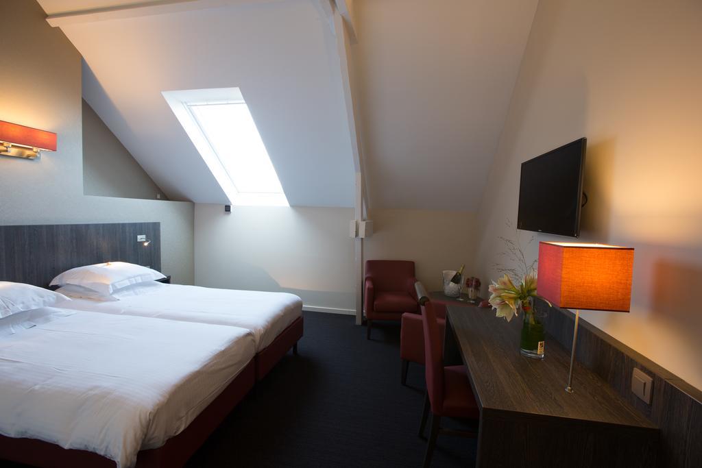 Albion Hotel Ypres Room photo